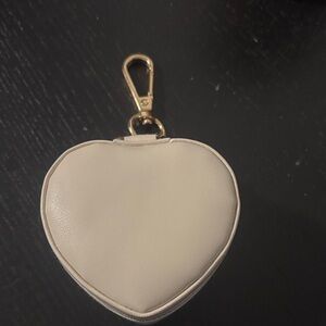 Heart-Shaped Cream Jewelry Box Key Chain
